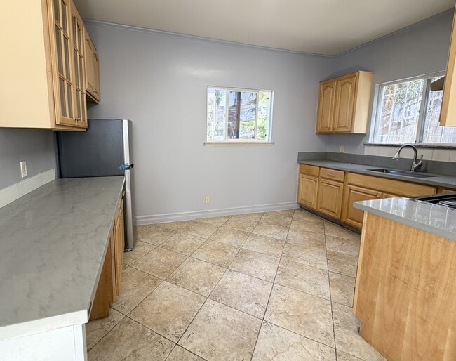 Kitchen - 2206 23rd Ave