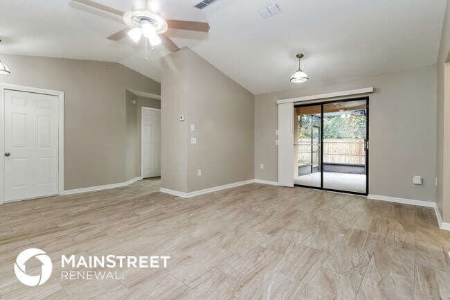 Building Photo - 11012 Bentwood Ct