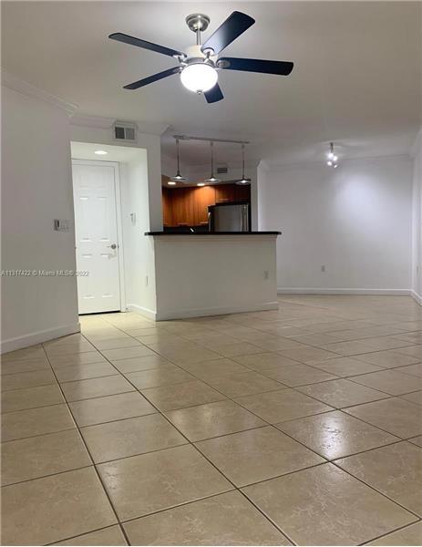 Foto del edificio - 595 Vista Isles Dr
