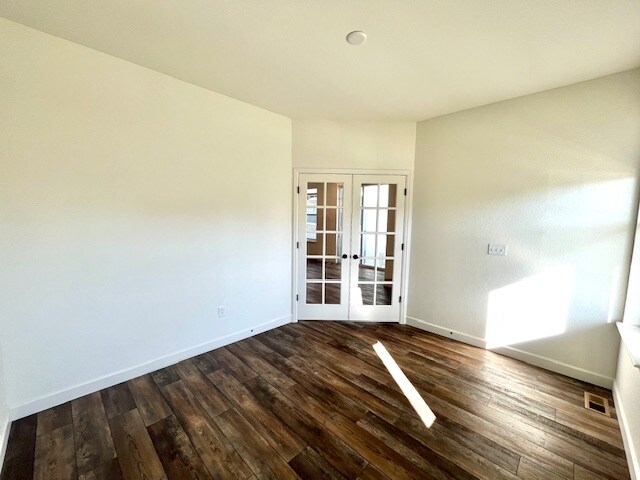 Building Photo - 2493 Winding Dr