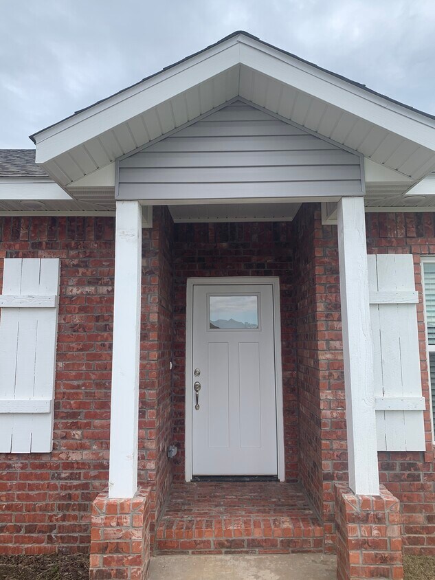 211 Grove Ln, Centerton, AR 72719 House Rental in Centerton, AR