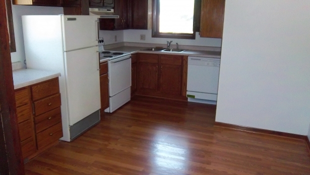 upstairs kitchen - 121 12th Ave W