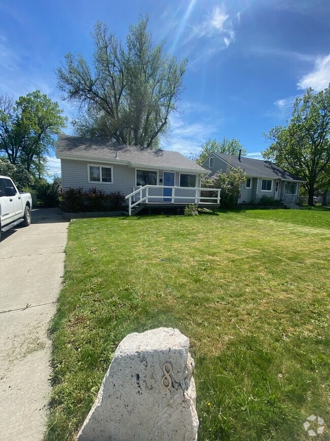 Building Photo - 1138 Avenue D