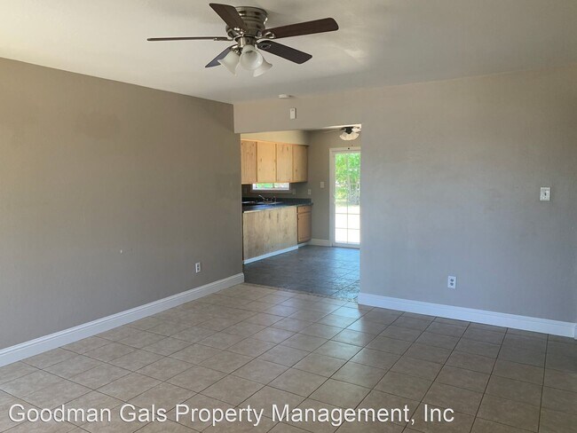 Foto del edificio - 3 br, 2 bath House - 4418 Lever Ave