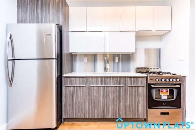 Foto principal - 1137 Saint Marks Ave