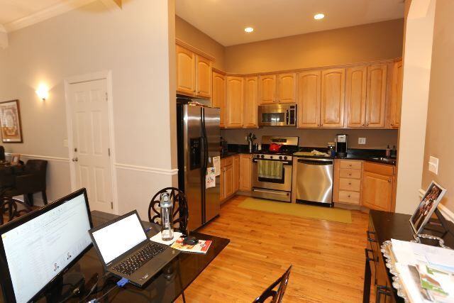 Foto del edificio - 5351 N Kenmore Ave