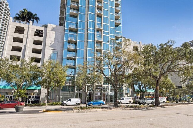 Foto del edificio - 777 N Ashley Dr