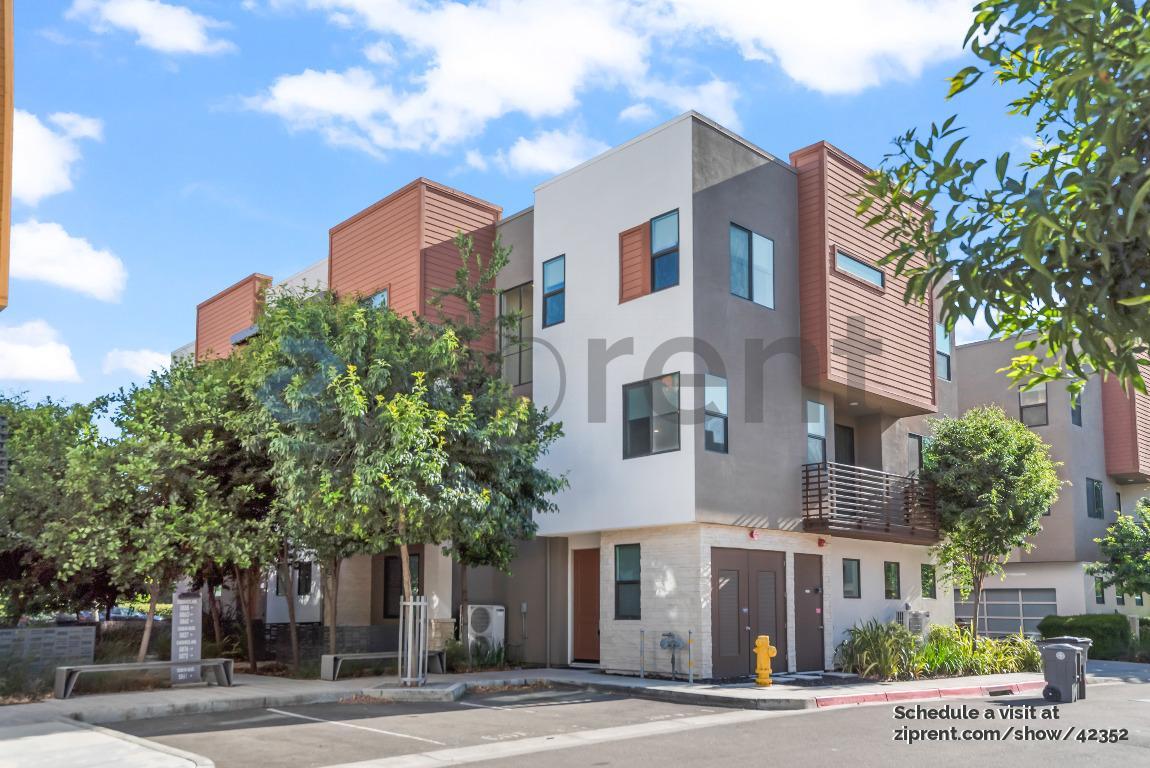 Foto principal - 5876 Cadence Ave