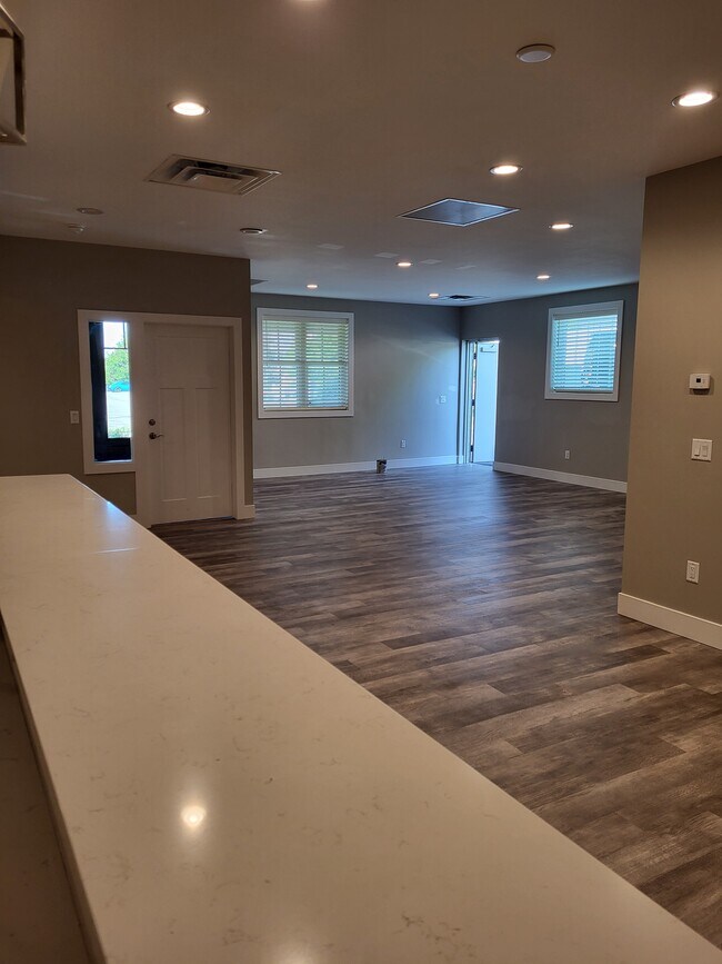 Foto del edificio - Northwood Patio Homes