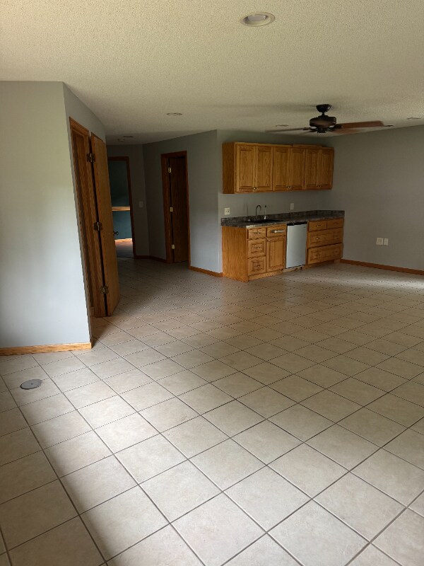 Foto del edificio - 524 Emerson Ave N