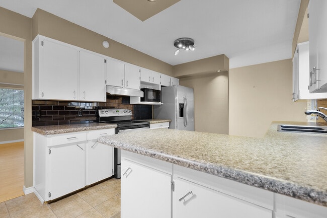 Building Photo - 18338 74 Av