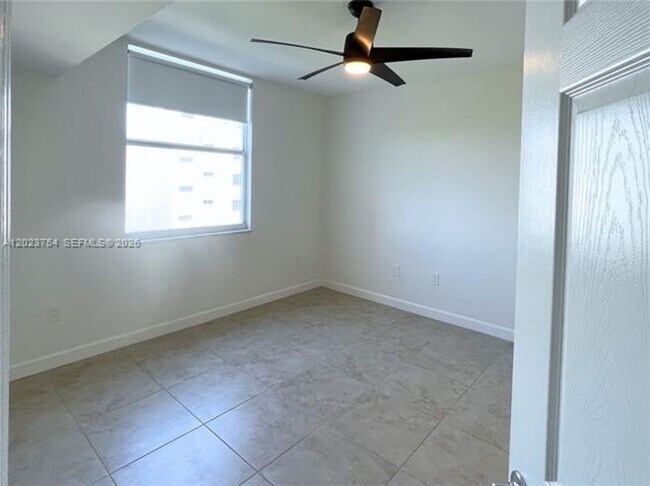 Foto del edificio - 1723 SW 2nd Ave