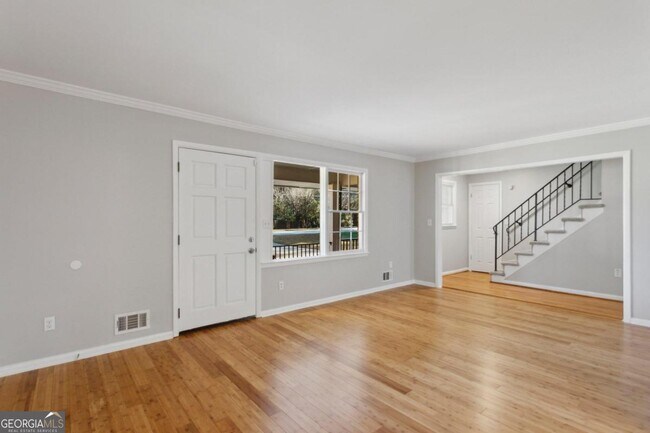 Foto del edificio - 4874 Happy Hollow Rd