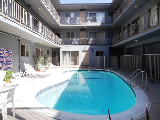 Building Photo - 8570 Gregory Way