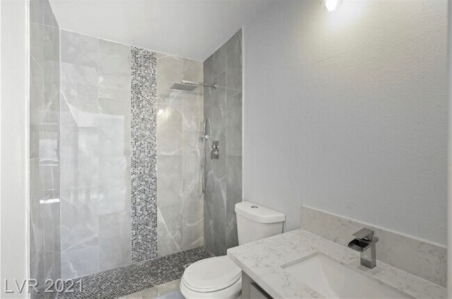 Foto del edificio - 466 E Sunset Rd