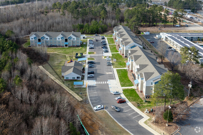 Aerial Photo - The Retreat at Selma