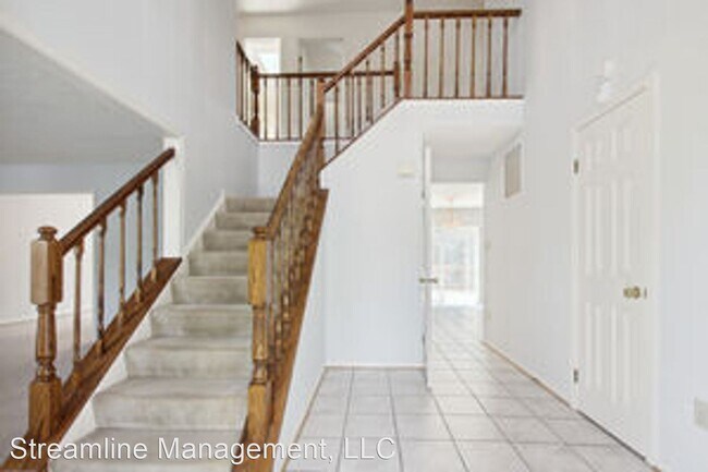 Foto del edificio - 5 br, 3.5 bath House - 14113 Silent Wood Way
