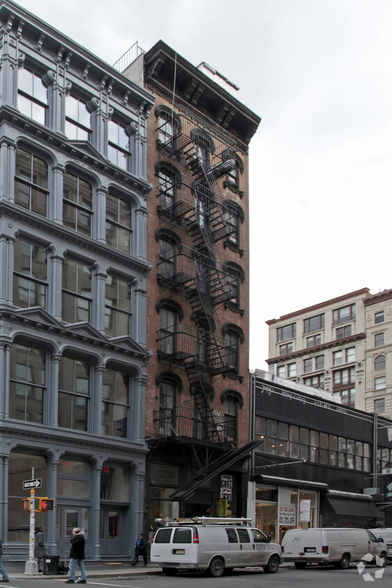 Building Photo - 99 Spring St