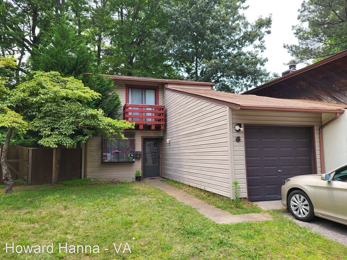Primary Photo - 3 br, 1.5 bath House - 6 Jersey Circle