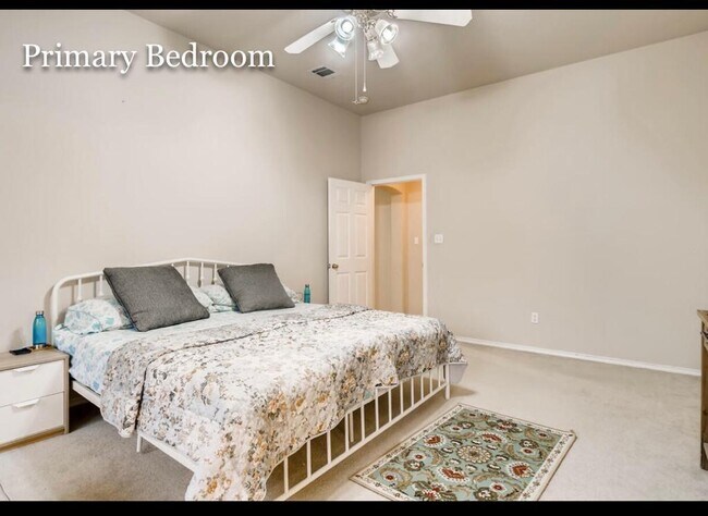 Foto del edificio - 207 Chesapeake Bay Ln N