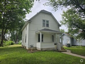 Building Photo - 833 Dawson St