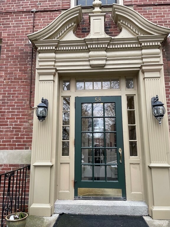 Building Door - 58 Elm St