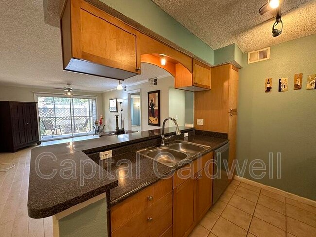 Photo - 2500 Winding Creek Blvd Apartment