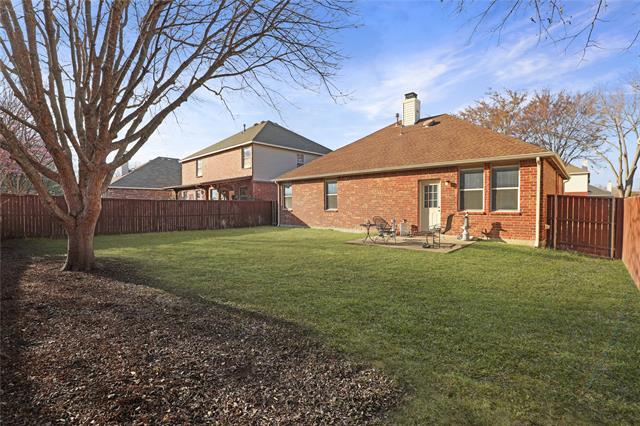 Foto del edificio - 3913 Hawkins Dr