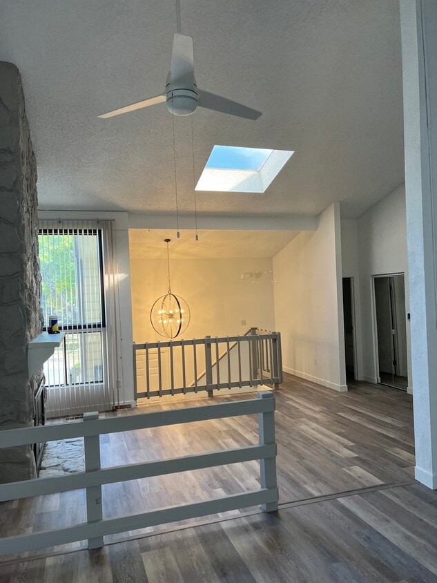 Primary Photo - 1147 S Marshall St