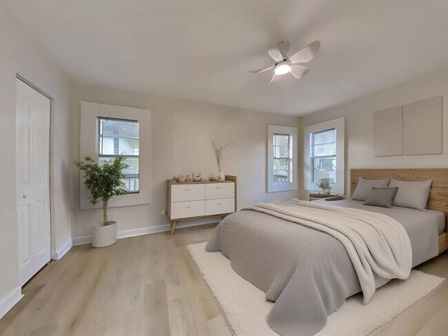 Foto del edificio - 318 W Hanna Ave