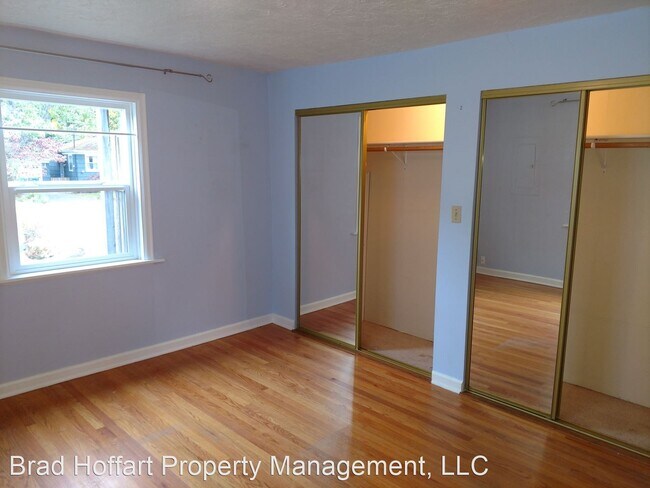 Building Photo - 2 br, 1 bath House - 5320 SE Mitchell St.