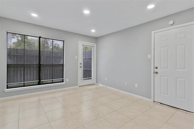 Foto del edificio - 13480 S Thorntree Dr