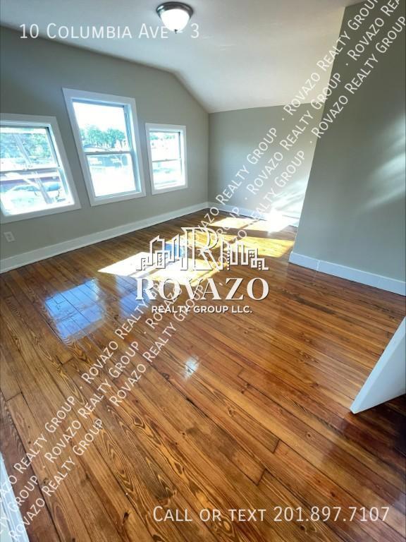 Building Photo - 10 Columbia Ave - 1 bedroom in Newark