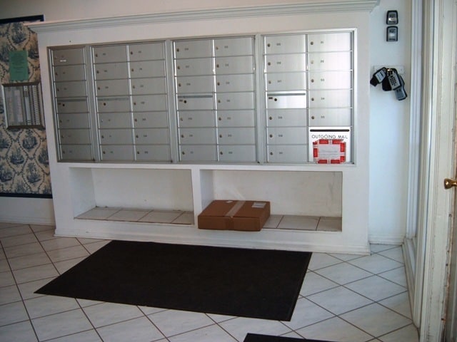 Building Photo - 5501 Carriageway Dr