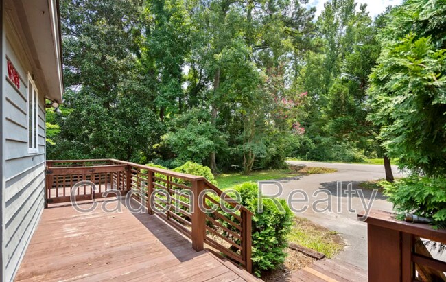 Foto del edificio - 6209 Greenville Sound Rd