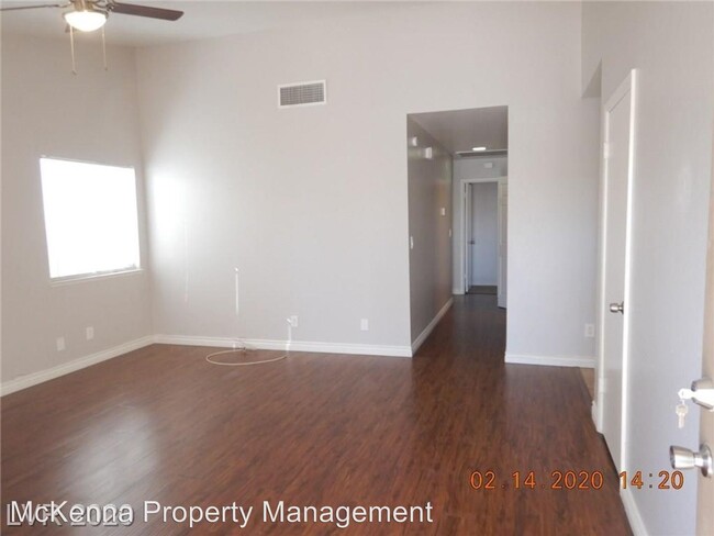 Building Photo - 3 br, 2 bath House - 6016 W. Montecito Way