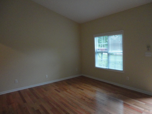 Building Photo - 507 Devereaux Lane