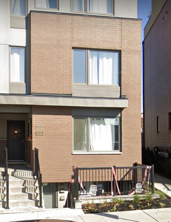 Building Photo - 185 William Duncan Rd