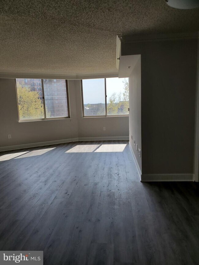 Foto del edificio - 1276 N Wayne St