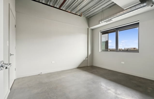 Building Photo - 1243 N Milwaukee Ave