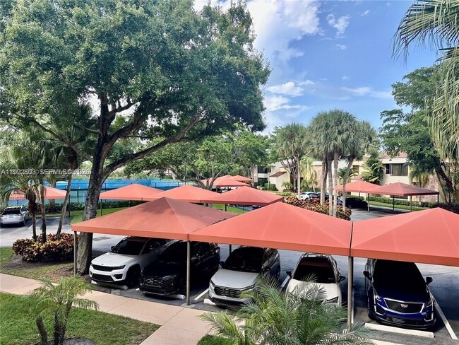 Building Photo - 7508 La Paz Blvd