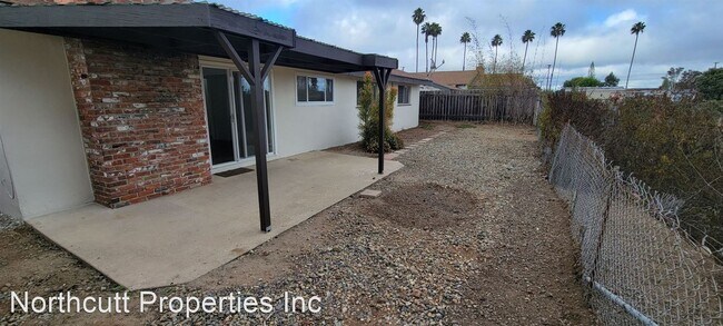 Foto del edificio - 3 br, 2 bath House - 4947 Mt. Ashmun Dr.