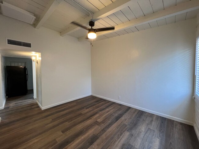 Building Photo - 26 E Glenn Street