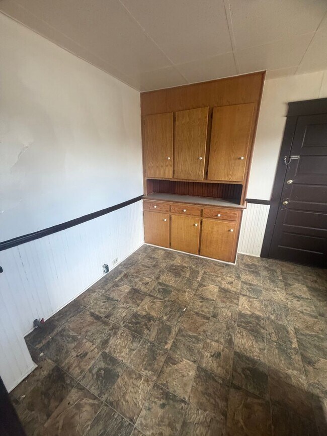 Foto del edificio - 556-58 E 5th St