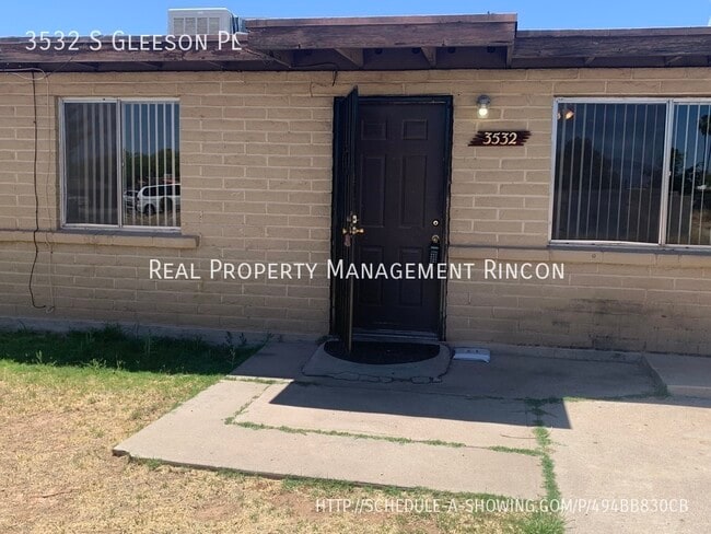 Building Photo - Affordable Eastside living 3bed/2 ba townhome