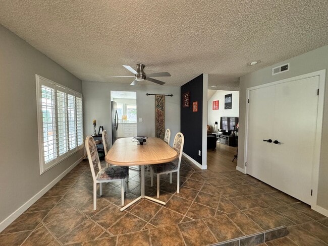 Building Photo - Beautiful 4-Bedroom + Office/BR + Loft Home in Desirable Tierrasanta – Available 1/1/2026