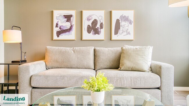 Foto del edificio - 2480-2522-2522 N Milwaukee Ave