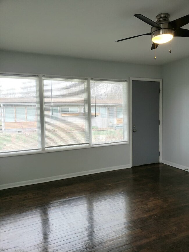 Living room to front exterior - 1505 West 22nd Terrace