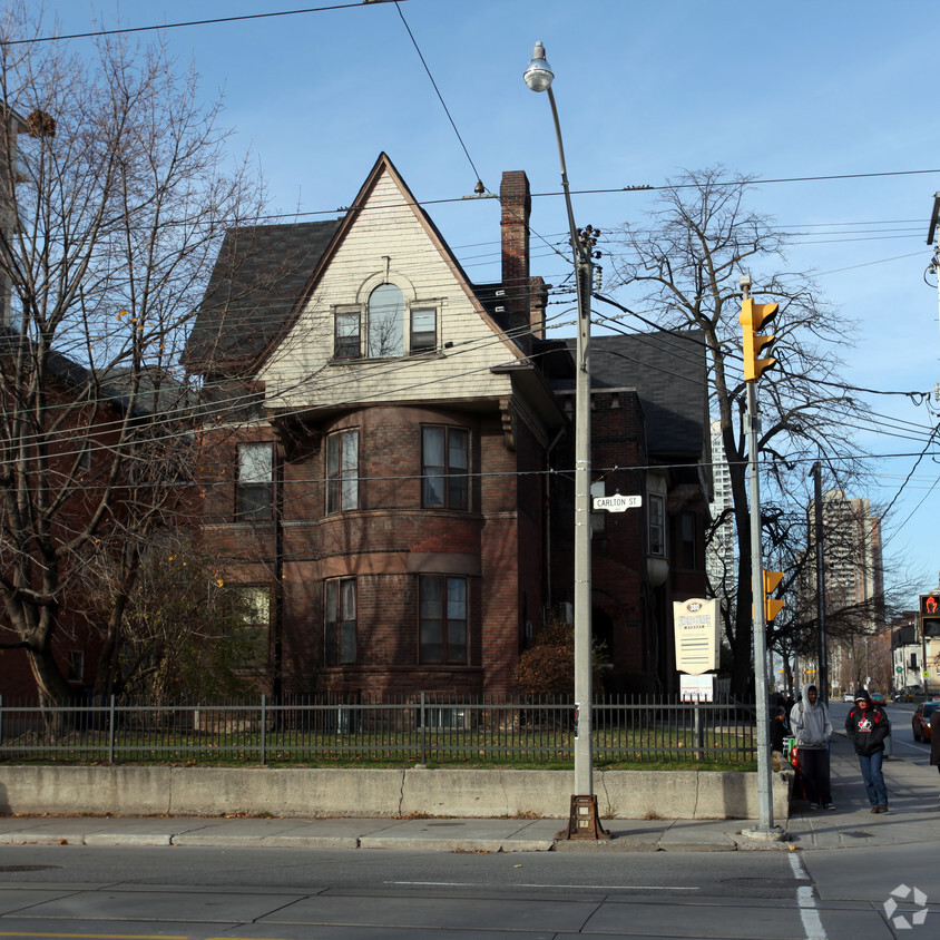 Primary Photo - 380 Sherbourne St