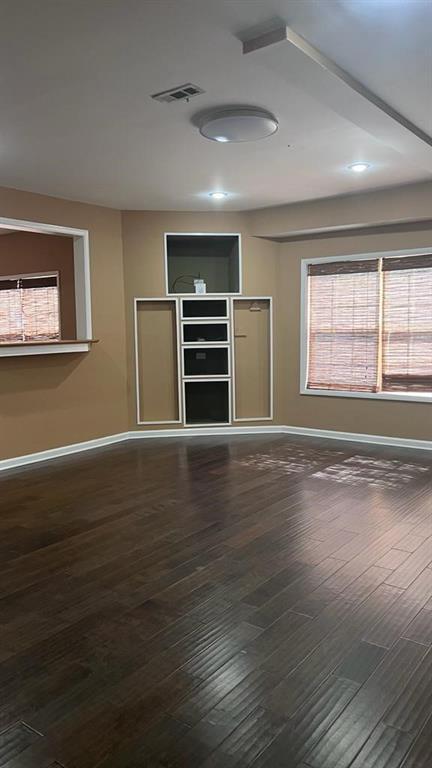 Foto del edificio - 1624 Longmont Dr